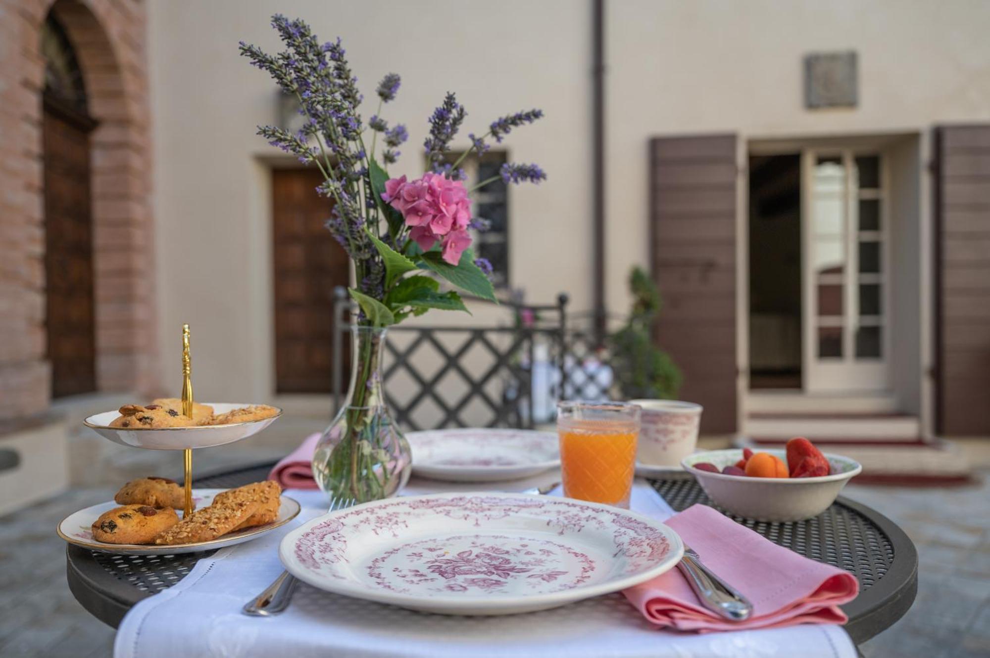 Palazzo Del Poggiano Bed and Breakfast Poggio Berni Exterior foto